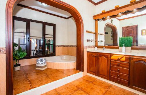 Eslanzarote Acoruma House, Super Wifi, Heated Pool - Foto 60