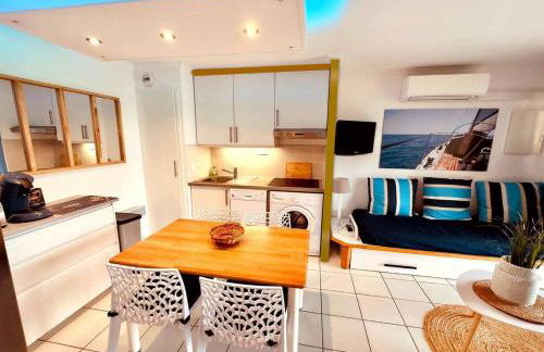 Dans un cadre d'exception, Vue mer panoramique à Agay Côte d'Azur, Village Vacances Cap Esterel, 2 chambres, avec jardin, golf, climatisation, Wifi, 5 piscines - Foto 12