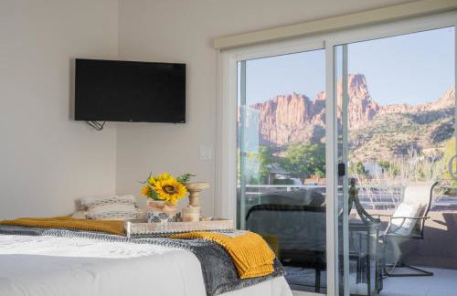 So Zion Painted Desert-4Bed, 3Bath, Hot Tub, Deck - Foto 1