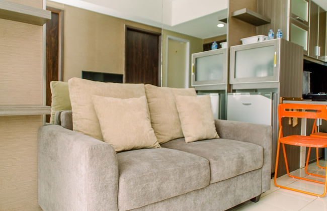 Nice And Elegant 2Br At Serpong Greenview Apartment - Photo 7