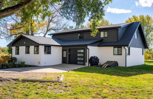 Private 4BR Estate on 11 acres, Game Room, Near Hospitals & Casino - Foto 6