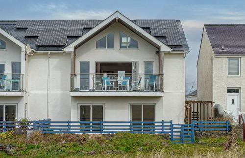 Celyn Y Mor Stunning Rhosneigr Family Beach House - Pass the Keys - Foto 18