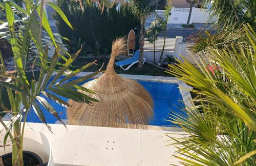 Villa lujosa con spa, piscina y sala de juegos PRIVADOS - Foto 4