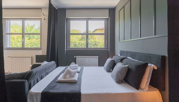 Black Loft Como by Rent all Como - Foto 3, Habitación