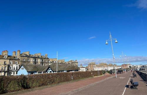 Serenity 2 and Serenity 1 Central lounge sleeps 6 3 bedrooms with 2 bathroom - Foto 40