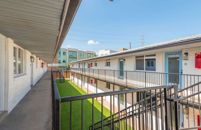 Nashville Nest: Contemporary City Living 2 Bedroom Apts - Foto 38