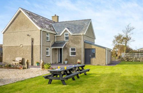 4 Bed in Rhoshirwaun oc-bow324 - Photo 2