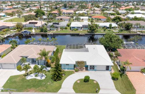 Waterfront Paradise! Heated Pool, Dock, Grill, Fishing near restaurants and shops - Foto 29