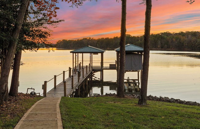 Sunset Pointe by Avantstay Waterfront, Beach, Fire Pit Sleeps 14 5bdr 4BA - Foto 9