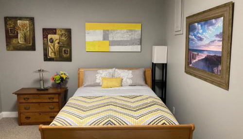 Matthew Manor - Photo 1