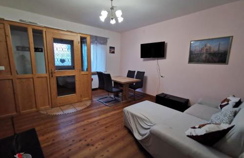 Casa Phoenix Appartamento piano terra immerso nel verde a pochi minuti dalla ciclabile - Foto 2