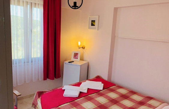 Zeus kır evi - Foto 32
