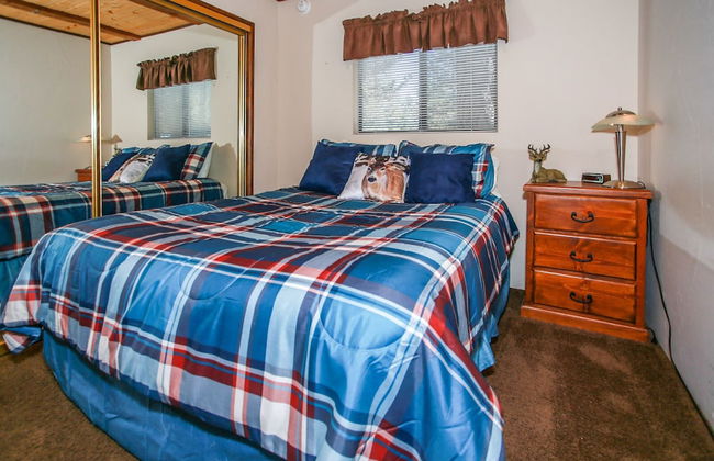 Cedar Pines - Mountain home in a tree filled neighborhood with WIFI - Foto 3