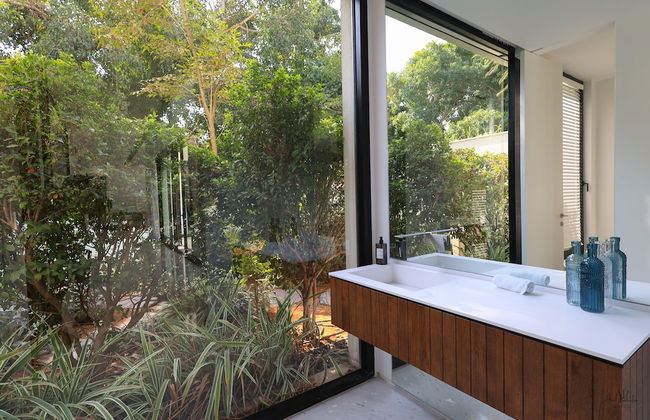 Luxurious Coastal Villa w Pool & Garden - Foto 53