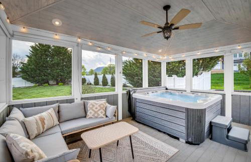 Amazing House - Movie & Game Room, Hot Tub, Fire Pit & Golf Course - Foto 12