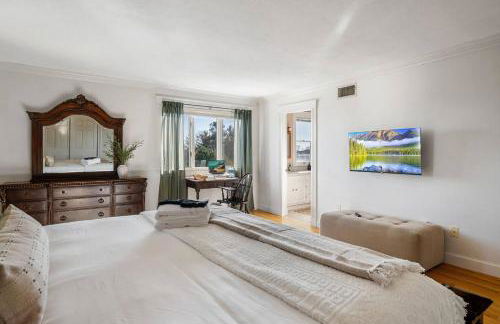 Private Pickleball | Family Friendly | Sleep 18 - Photo 45