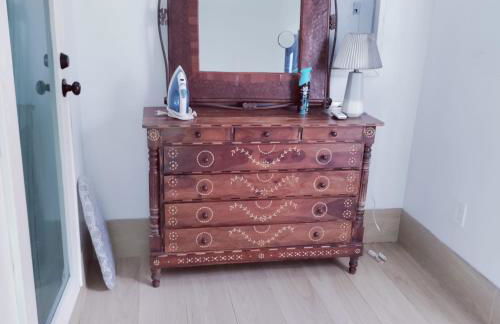 Quiet Studio Retreat attached to big House - Foto 11