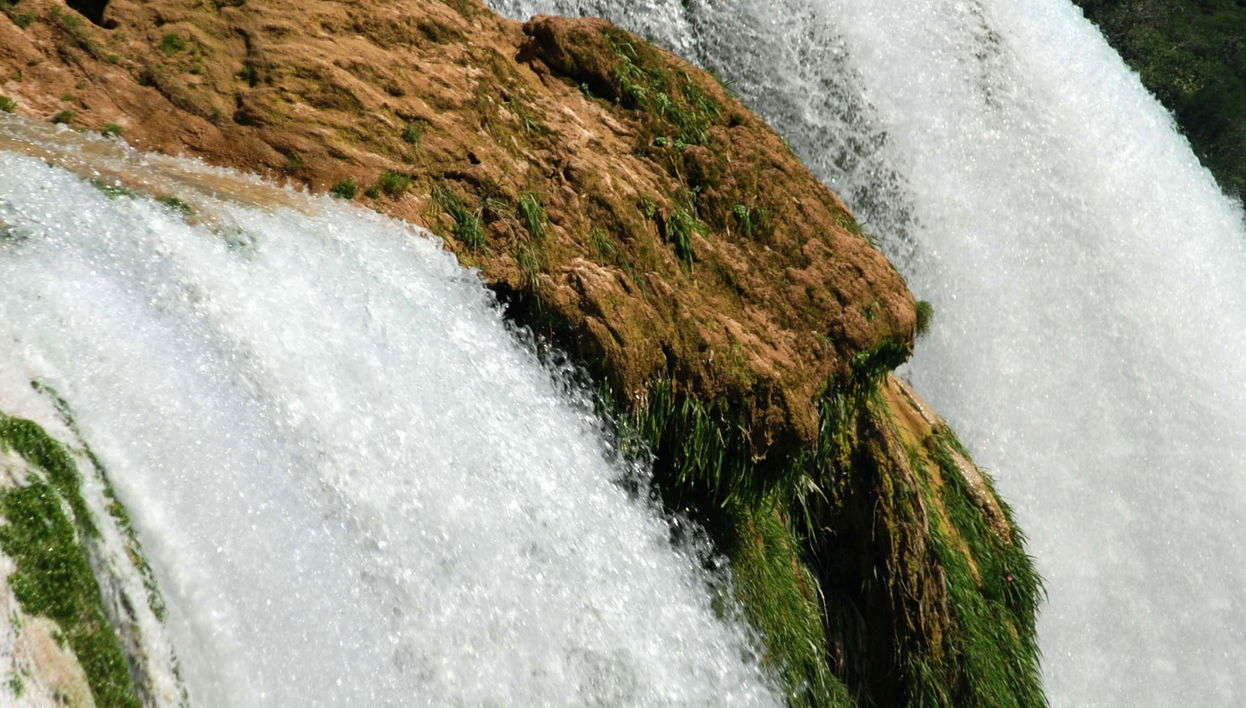 Escursione alla cascata di Tamul e alla grotta del Agua