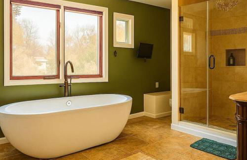 Spacious 4BR with Pool Near DC and Old Town Alexandria - Rutland - Foto 30