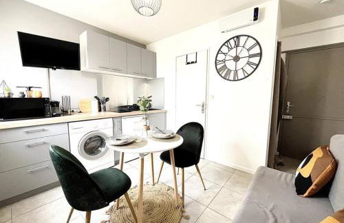 Studio Lumière du Centre - Parking - Romans - Foto 8