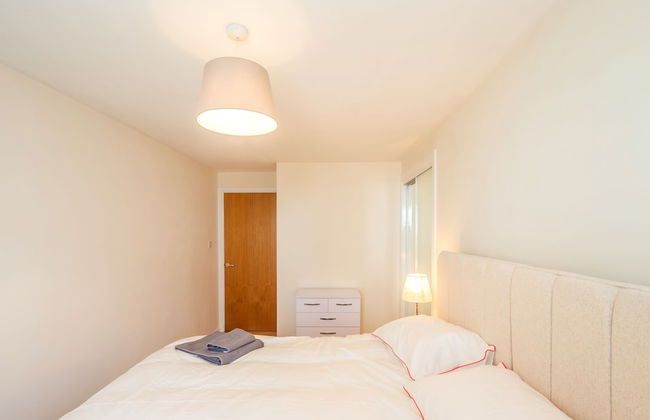 Stunning Shore Apartment with Balcony - Foto 2