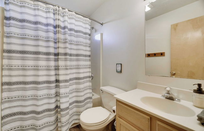 Sycamore Cove by Avantstay Hot Tub, Game Rooms - Foto 39