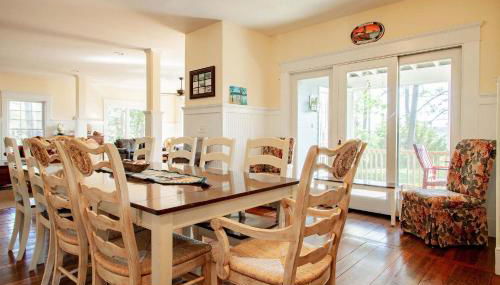 Chesapeake Waterfront - 7BR 5BA - Beach Pool Dock - Foto 5