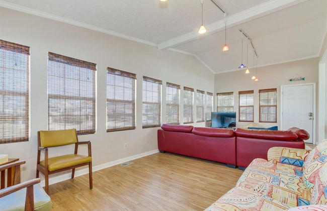 Garden City Beach House Escape! - Foto 22