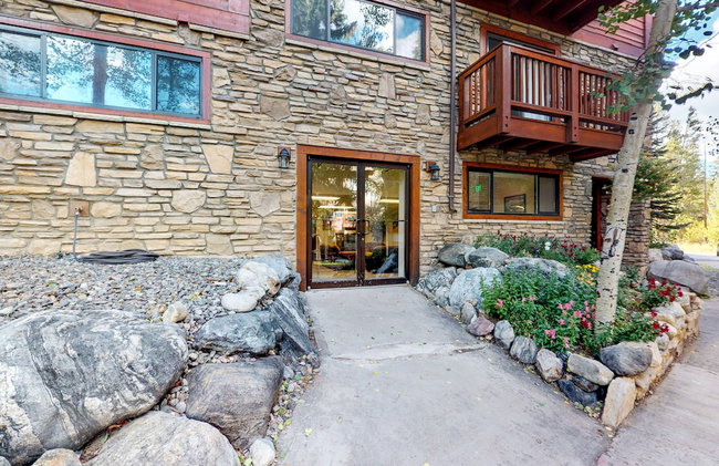 Pine Ridge Condominiums - Photo 73