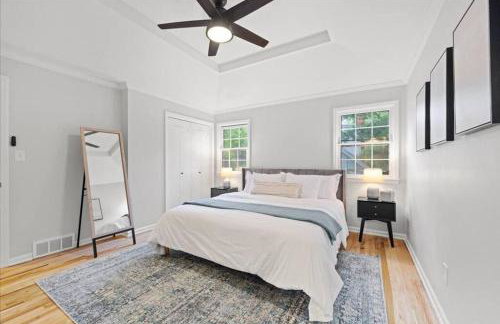 Light Bright OP Remodeled Home 4BD 2BTH - Foto 48