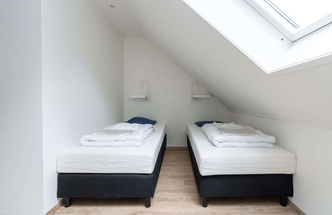 Beautiful Apartment on Ameland Near Nes - Photo 13