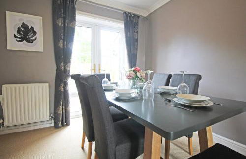 Queens Road - Luxury Spacious Home in Chester - Photo 21