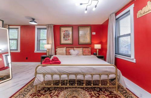 Pool Table, Arcade, Darts, 3 Car Garage, Sleeps 20 - Photo 27