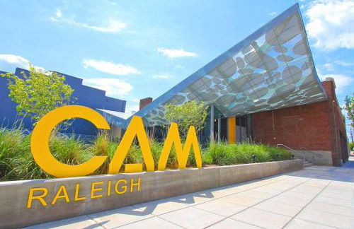 Warehouse District Modern Condo with Private Garage - Foto 34