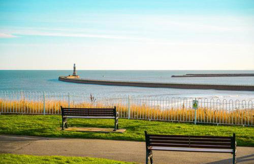 Contractor-Friendly 3Bed & Holiday Let - Walk to Metro - Free Driveway Parking, Sleeps 6 - Close to City Centre - Foto 19