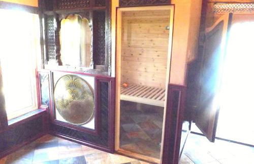 Tree Tops Holiday Let & Sauna South Downs West Sussex Sleeps 10 - Foto 29