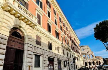 Martina al Colosseo - Foto 6