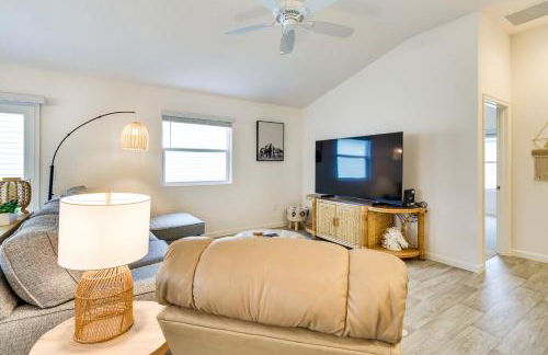 The Villages Home with Golf Cart and Community Pools! - Foto 7