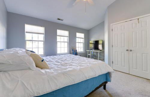 Townhome with Community Pool 11 Mi to Dtwn Raleigh! - Foto 15