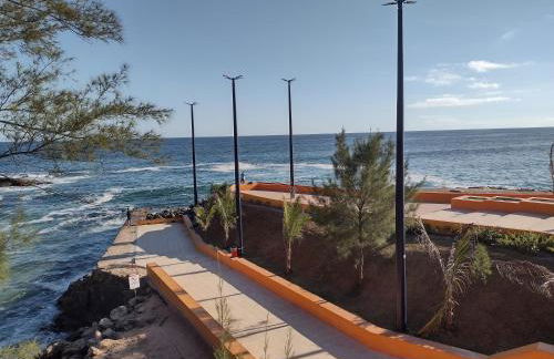 Casa em poucos passos da praia de Jaconé - Foto 64