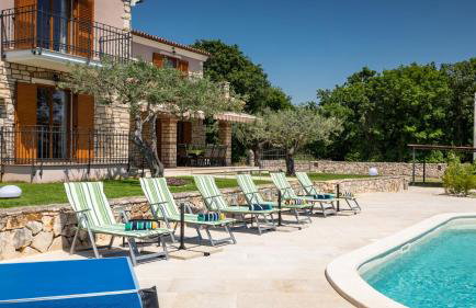 Rustic villa Marijanin Vrt with pool in Tinjan - Foto 9