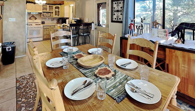 Lowkeys Lodge by Ruidoso Vacation Rentals - Foto 5, Servicios del alojamiento