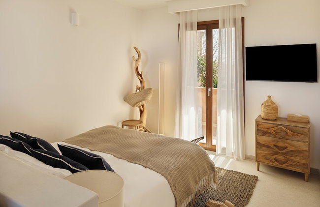 Angelina Aegina Boutique Escape - Photo 43