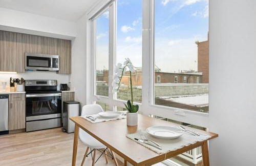 Comfy 1BD1BA Riverside Apt W QueenBdLaundryTV - Foto 5