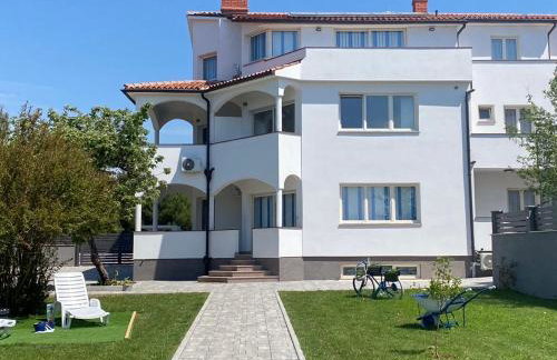 Villa Mara - Photo 1