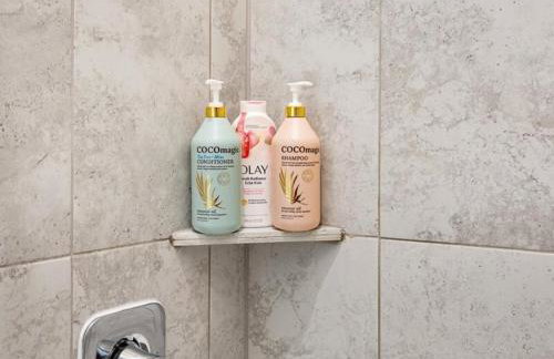 Serene Frisco Apt with Pool, EV Charger and Gym - Foto 13