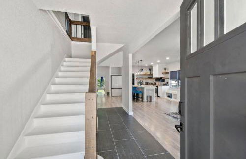 Gorgeous 6BR Sleeps 18 w Hot Tub - Foto 18