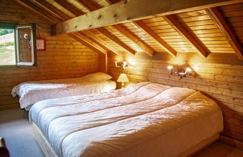 Chalet entier, vue panoramique, ruisseau et sauna. - Foto 55