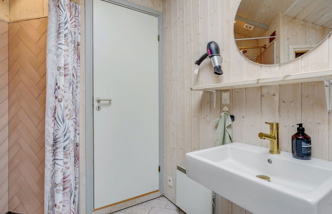 "Ely" - 300m from the sea - Foto 30