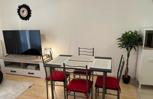 Le gîte de Marc - Parking privé gratuit + terrasse - Foto 9